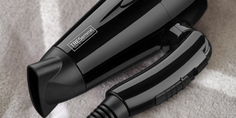 TRESemme 2000 SMOOTH Dual Voltage Travel Dryer in the use - Bestadvisor