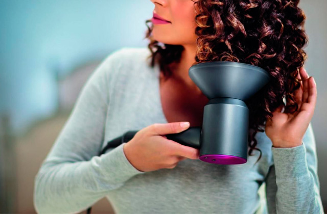 Comparison of Hair Dryers With a Diffuser