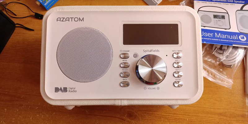 Review of Spitalfields AZSPTLSBK1 Retro DAB/DAB+ Digital FM Portable Radio