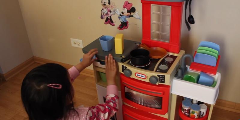 Little Tikes Cook 'n Store Kitchen Playset in the use - Bestadvisor