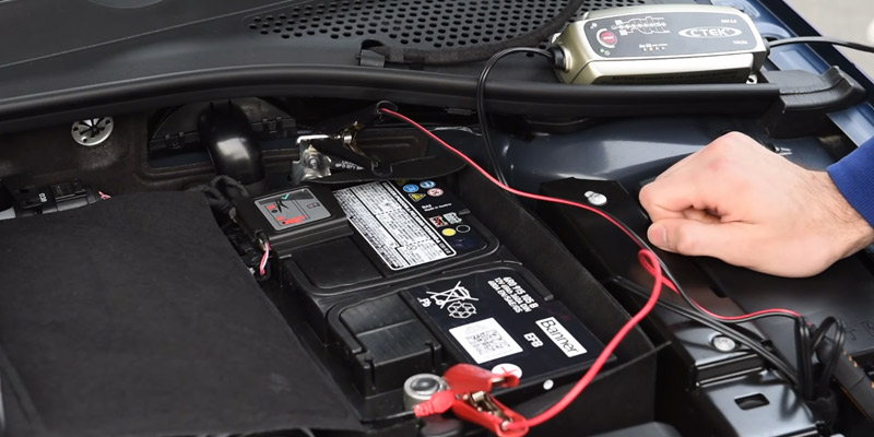 CTEK (MXS 5.0) 5-Amp Fully Automatic Battery Charger in the use - Bestadvisor