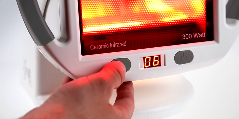 Beurer North America Portable Infrared Heat Lamp in the use - Bestadvisor