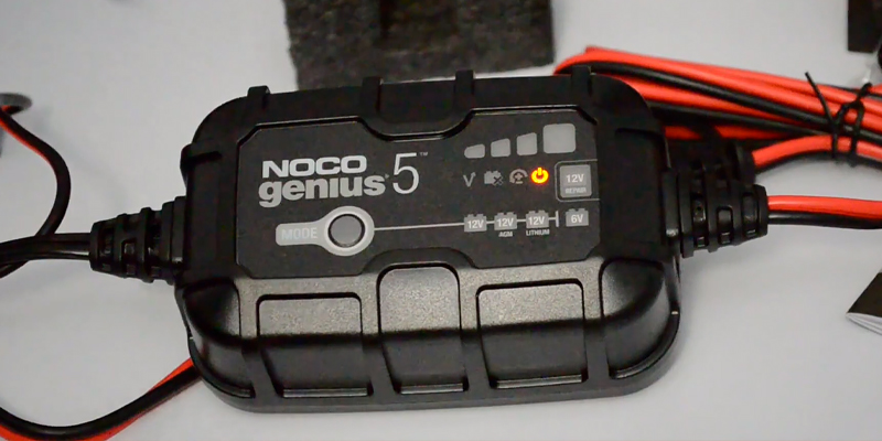 NOCO (GENIUS5UK) 5-Amp Smart Car Battery Charger in the use - Bestadvisor