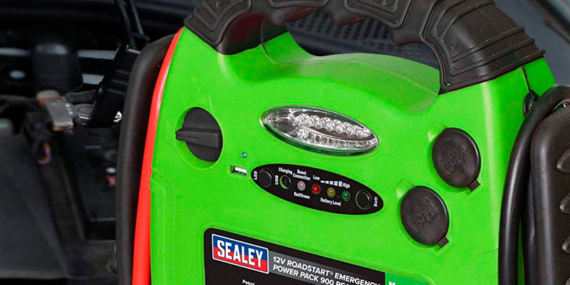 Sealey RS1312HV RoadStart Emergency Power Pack 12V 900 in the use